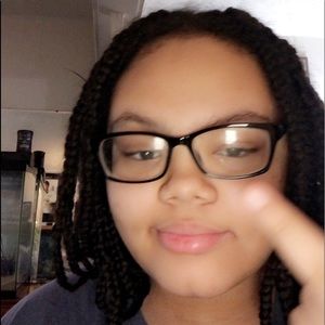 Meet your Posher, Shaylee